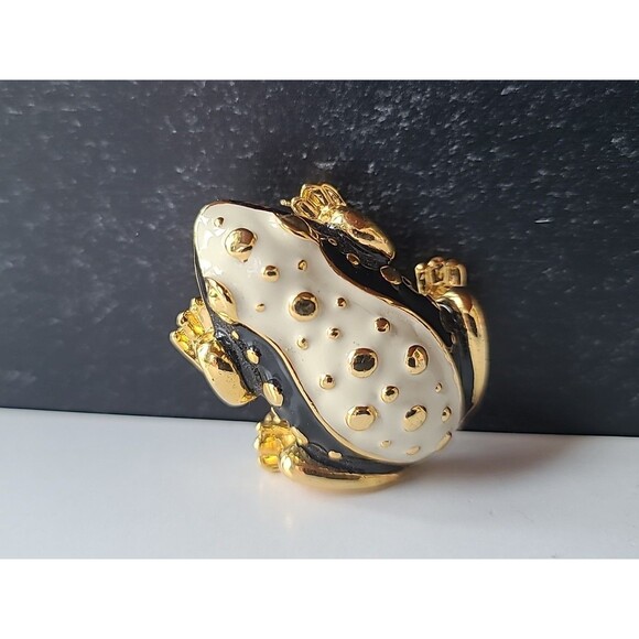 Frog Shaped Enamel Gold Tone Metal Brooch Vintage Costume Jewelry - Picture 2 of 10